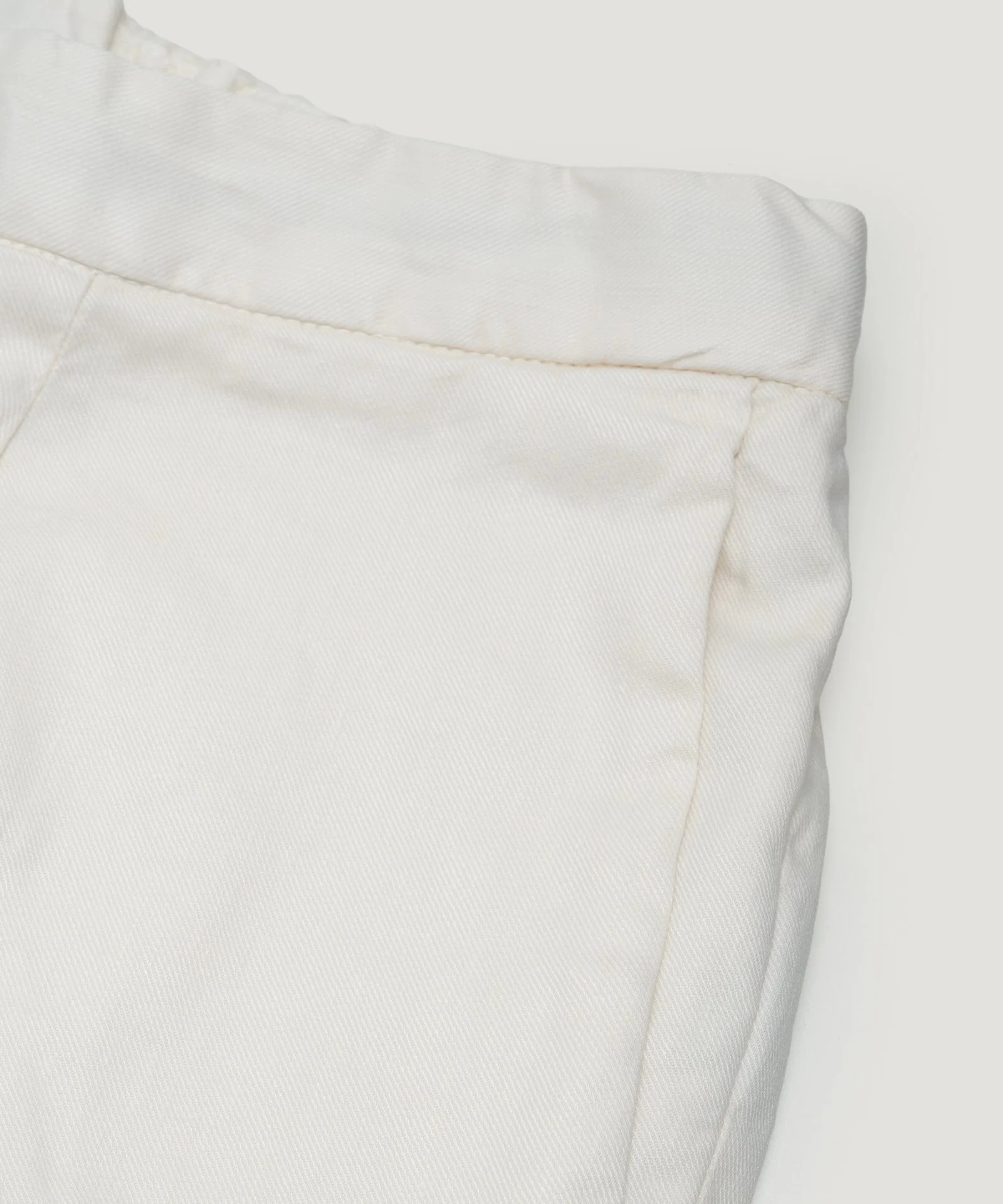 Pleated bermuda shorts linnen/katoen stretch off-white - Image 3